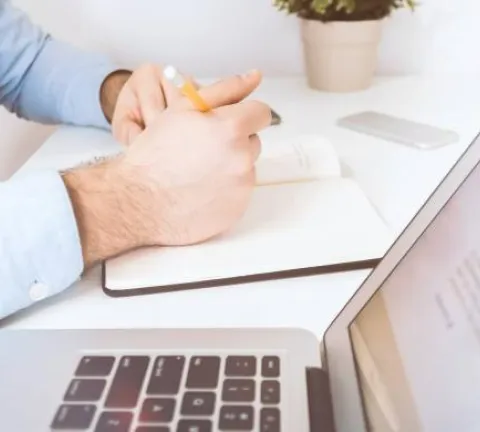 COMMENT CHOISIR SA FORMATION PROFESSIONNELLE EN HÔTELLERIE ?