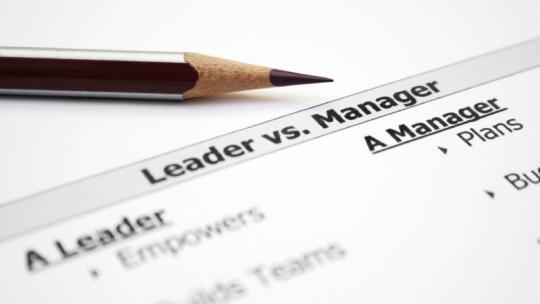 6_differences_entre_un_chef_et_un_leader_en_management.jpg