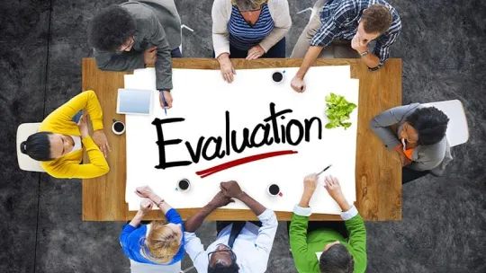 Techniques d’évaluation d’entreprise pour analystes financiers 