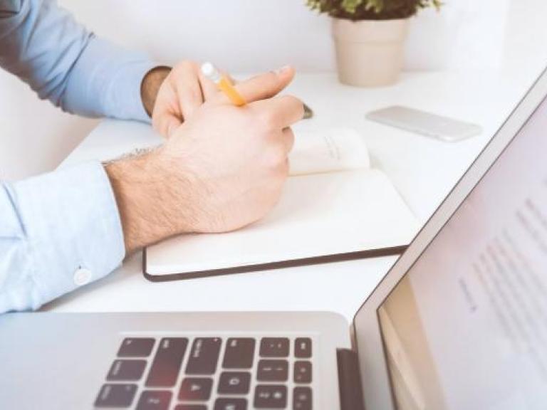 COMMENT CHOISIR SA FORMATION PROFESSIONNELLE EN HÔTELLERIE ?